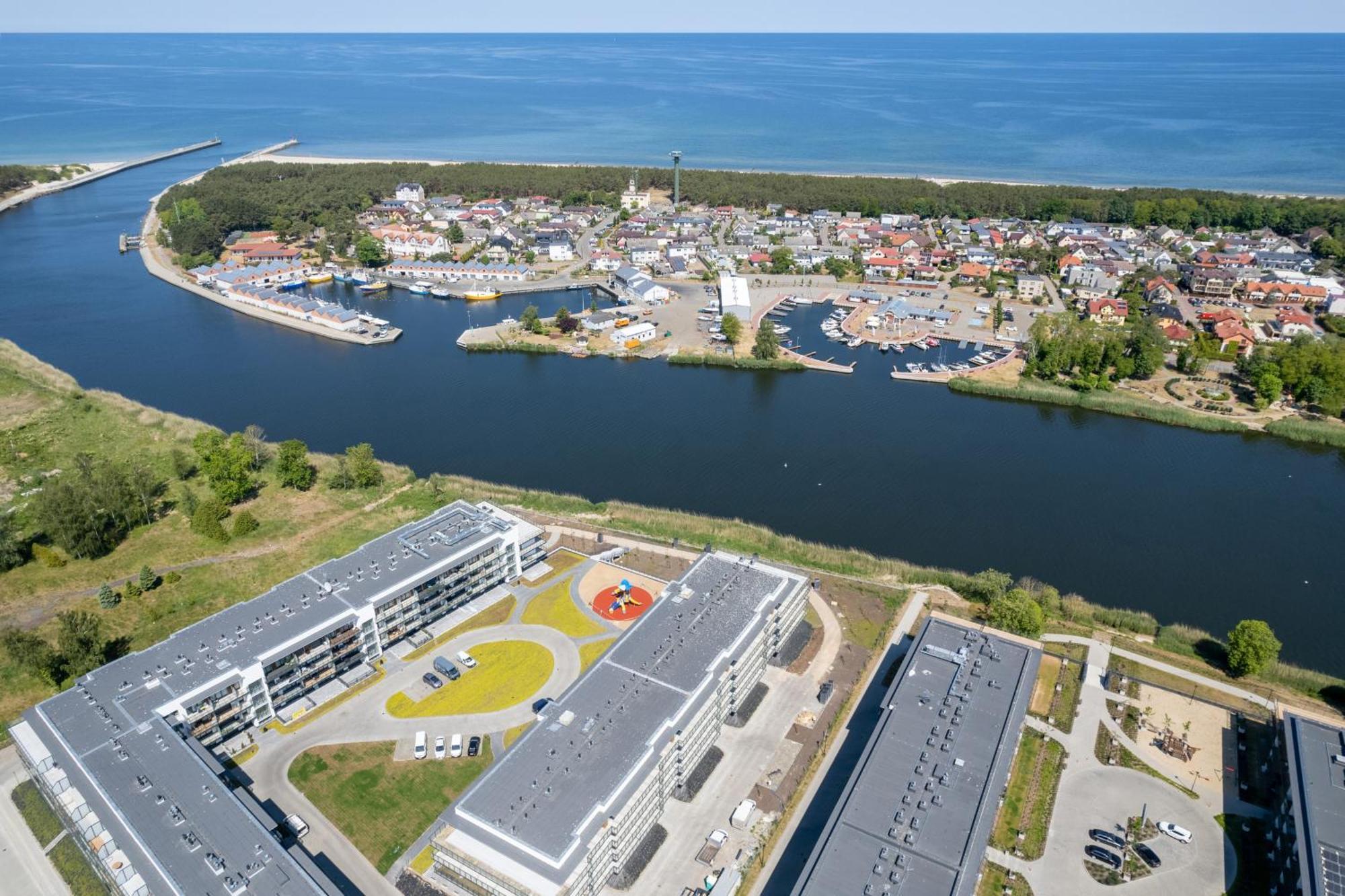 Wellness & Spa Resort Dziwnow Riverfront Apartments With Parking By Noclegi Renters Esterno foto
