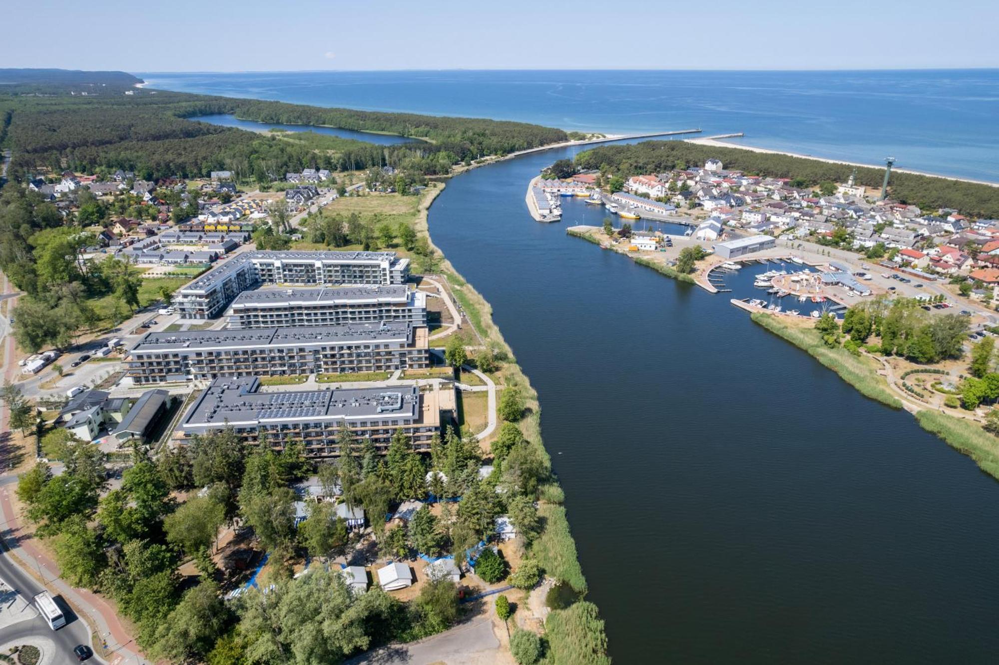 Wellness & Spa Resort Dziwnow Riverfront Apartments With Parking By Noclegi Renters Esterno foto